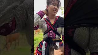 Single mom with 😭😂mosquito repellent skills camping singlemom bushcraft outdoors1027 [upl. by Annaujat]