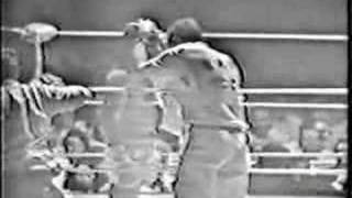 Antonio Cervantes vs Nicolino Locche 03171973 35 [upl. by Biondo]