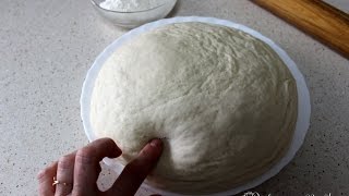 Cómo hacer masa básica de pizza  Receta de masa básica de pizza [upl. by Zeuqram]