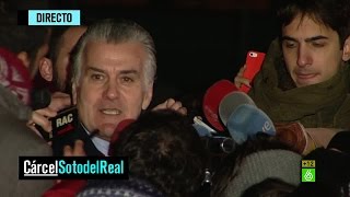 Luis Bárcenas sale de la prisión quotHe hecho caso a Rajoy Luis ha sido fuertequot [upl. by Petes591]