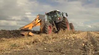 TraktorTV Folge 48  Ein Fendt Vario 939 und ein Cameco 805 mit 600 PS beim Tiefpflügen [upl. by Lubin]