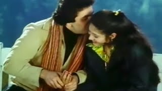 Rishi Kapoors closeness witha girl  Badaltey Rishtey  Bollywood Scene 2325 [upl. by Cardon]