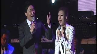 장윤정JANG YOON JEONG In Concert  당신이 좋아 Duet Do Kyung Wan [upl. by Okin]