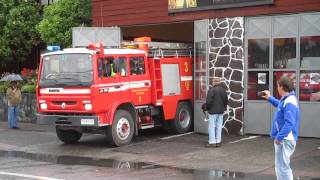 Bomberos Pucón saliendo a accidente camino a Villarrica Engine 3 Pucon FD goes to a car crash [upl. by Asfah]