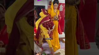 PritiThakurVlogsMummy god na lagala ye dulaha wedding love bhojpurishortsvideo vivahgeet [upl. by Sgninnej]