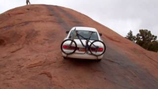 Moab rock crawling in a Crown Victoria  baby lions back slick rock jeep climb [upl. by Laddie26]