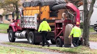 Leaf Vacuum Truck [upl. by Jonah]