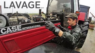 Lavage des tracteurs et matériels  2017 [upl. by Morita712]