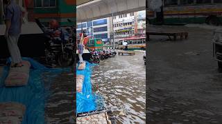 Cyclone rimal effect in front of Janata Bank Head office Motijheel Dhaka cyclone cyclonerimal [upl. by Idnahs]