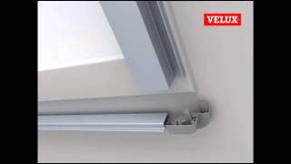 Plasa VELUX contra insectelor [upl. by Lladnor181]