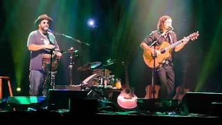 Fly Me To The Moon  Lucky  Jason Mraz  Toca Rivera  Live in Sydney 2011 [upl. by Debby]