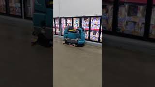 Super Smart Floor Cleaner at Sams Club 🤯🤯 [upl. by Rintoul21]