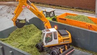 Home made RC excavator in 132 scale works hard [upl. by Dalury]