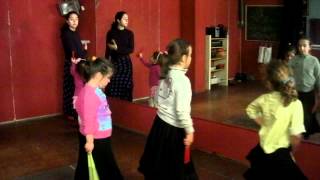 clases de flamenco en Sevilla para niños pequeños [upl. by Ycak]