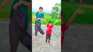 Mai Tera Tota 🦜🦜chitrakootkiqueen dance shorts trending [upl. by Eimma487]