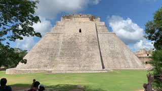 Uxmal Pyramid  trying to hear the echo by clapping [upl. by Yggam763]