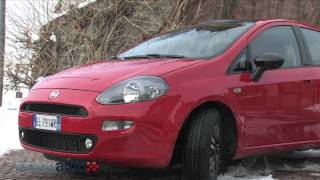 Test Punto 2012 Twinair [upl. by Yennek]