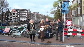 Geef mij maar Amsterdam 185 Muziek in de straten van Mokum [upl. by Leilah381]