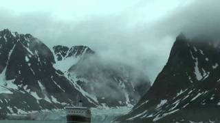 Spitsbergen Costa Luminosa entering the Magdalena fjord 2009 [upl. by Nogem]