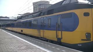 NS ICMm 4228  4067 vertrekken van station Amersfoort Centraal [upl. by Esli301]