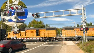 UP 726 Florin Flyer Local amp SacRT Siemens S700  Butterfield Way Railroad Crossing Sacramento CA [upl. by Adnopoz]