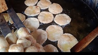 ডালপুরি তৈরীর সহজ রেসিপি।। Daul poriBd Street Food [upl. by Anelrahs]