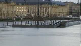 Inondations quais de Bordeaux le 3032014 [upl. by Enitsenrae490]