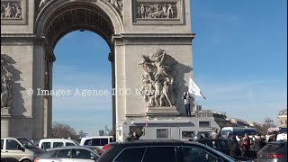 Les premiers Convois de la Liberté arrivent sur les Champs Élysées ParisFrance 13 Février 2022 [upl. by Marutani]