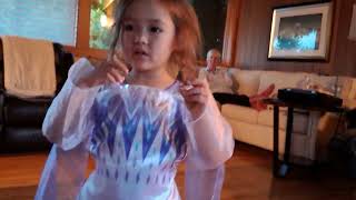 100123 3 year old dances in elsa frozen dress [upl. by Martin]