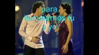 Escondidos David Bisbal y Chenoa [upl. by Oraneg]