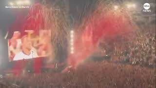 The Killers stream England soccer victory at London concert [upl. by Sanderson]