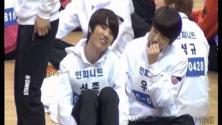 Fancam  120108  Sungjong doesnt want to make a heart for Woohyun  Idol championship [upl. by Shiller]