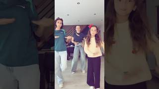 Qui danse le mieux  shortvideo humour mereetfille dance [upl. by Seiber]