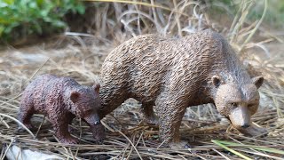 Dinosaur World Creature Spot Mexican Grizzly Bear [upl. by Horn]