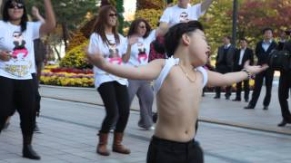 Gangnam Style Experience with Little Psy French KPop Fans in Seoul [upl. by Jakie]