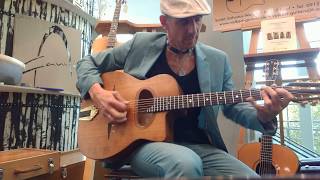 Testing a Jürgen Volkert Gypsy Selmer Maccaferri style guitar at the Guitar Summit 2018 [upl. by Eiramllij152]