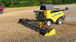 Lager Roggen dreschen 2 Mähdrescher Claas Lexion 8700 Getreideernte [upl. by Yentterb345]