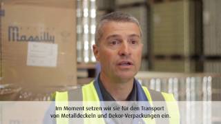 Fahrerlose Stapler bei Verpackungshersteller Massilly [upl. by Ellenar]