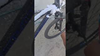 Snow spray satisfying sound sabeelshots39 shotsvideo effects [upl. by Yniar368]