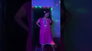 Dhakaiya Banshi aliviasarker shortvideos viralvideos reels [upl. by Annua]