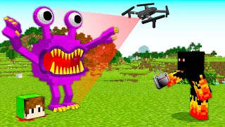 VIGIEI O MONSTRO COM UM DRONE NO MINECRAFT [upl. by Tynan]