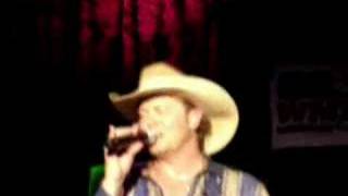 Paint Me A Birmingham  Tracy Lawrence [upl. by Garik]