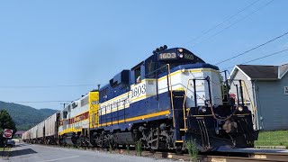 Nittany amp Bald Eagle RR action through Downtown Tyrone [upl. by Nuli]