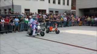 Nicola Campobasso Vespa Stuntshow der Extraklasse bei den VAD13 Vespa Alp days 2013 [upl. by Mavra]