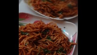 Chowmein very quick and easy recipe  Chowmein Recipe in Indian Style [upl. by Suoirred750]