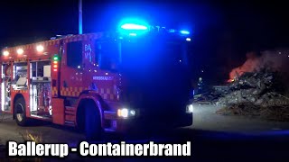 Beredskab Øst StBA Containerbrand  Firetruck Respond [upl. by Yderf]