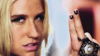 Kesha Reveals REAL KNIFE MixUp During Lollapalooza Performance [upl. by Bittencourt]