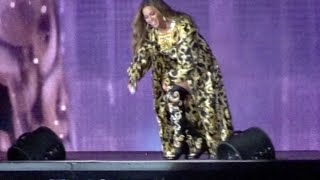 Beyoncé amp JAY Z  Apeshit live  OTRII TOUR  Rose Bowl Pasadena  92318 [upl. by Yrret1]