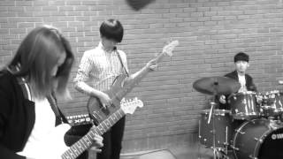 Radiohead  Electioneering cover by 이승휘 [upl. by Bay]