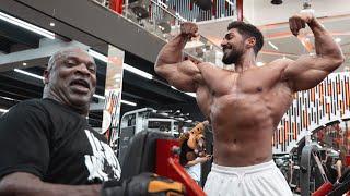 Training with 8x Mr Olympia RonnieColeman8 [upl. by Navinod]